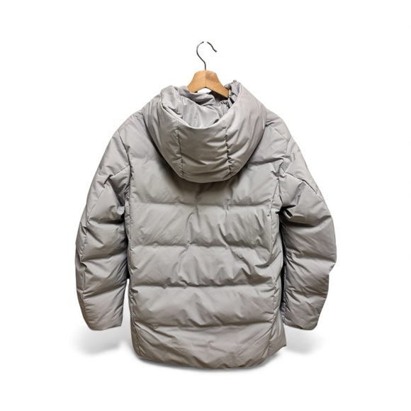 Uniqlo Windproof and Water Repellent Heavy Puffer Jacket Size Small Winter - Picture 2 of 8